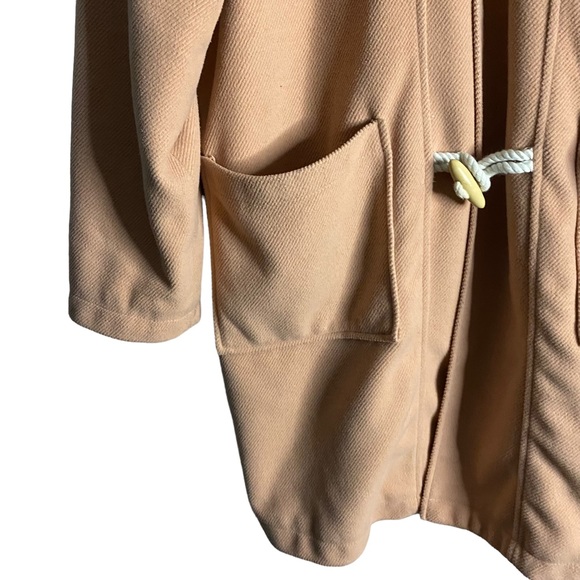 Gogosing Duffle Coral Knit Hooded Coat With Wooden Toggles - Picture 4 of 8